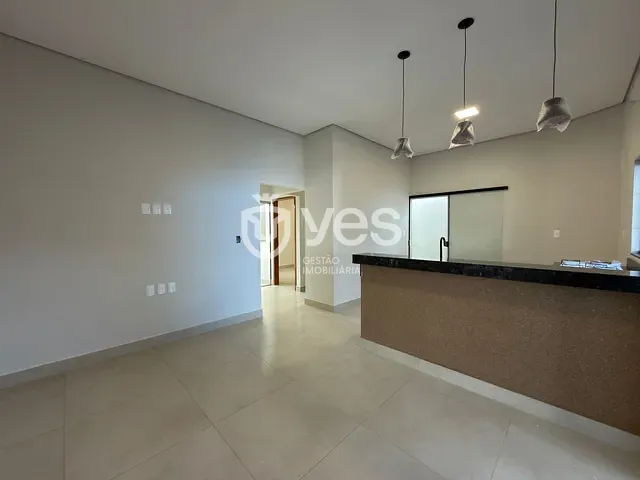Casa 2 quartos e 2 banheiros, à venda, no bairro Centro em Araxá