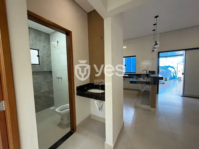 Casa 2 quartos e 2 banheiros, à venda, no bairro Centro em Araxá