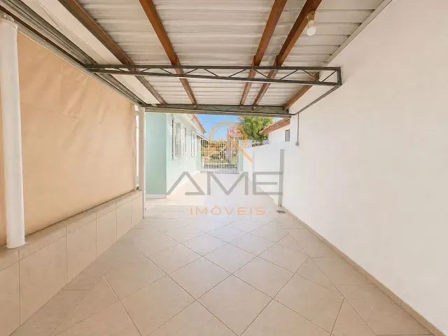 Casa 3 quartos e 2 banheiros, à venda, no bairro Três Vendas em Pelotas