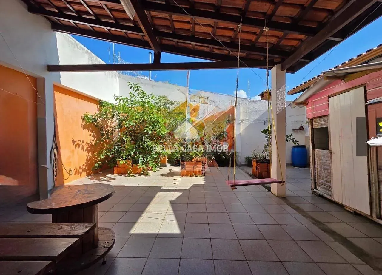 Casa, 20 quartos, 180 m² - Foto 1