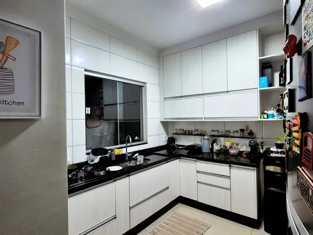 Casa com 225m² 3 quartos e 3 banheiros, à venda, no bairro Centro-Norte em Várzea Grande