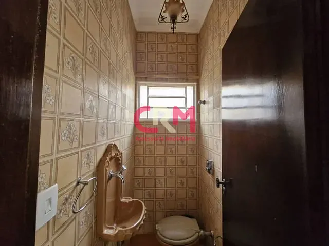 Casa com 420m² 3 quartos e 4 banheiros, à venda, no bairro Centro em Taquaritinga