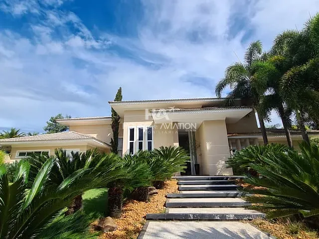 Casa com 2288m², à venda, no bairro Residencial Aldeia do Vale em Goiânia