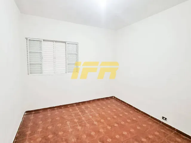 Casa com 125m² 2 quartos e 1 banheiro, à venda, no bairro Jardim Independência em Taubaté