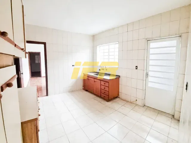 Casa com 125m² 2 quartos e 1 banheiro, à venda, no bairro Jardim Independência em Taubaté