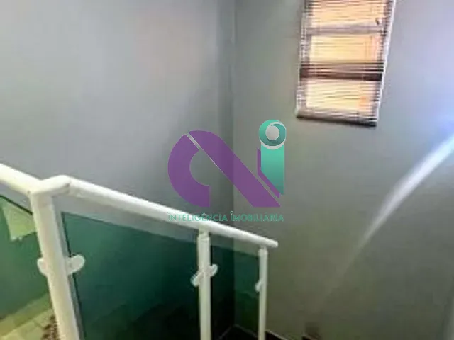 Casa 2 quartos e 2 banheiros, à venda, no bairro Jardim Petrópolis em Cotia