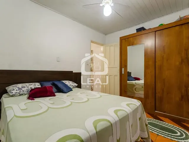 Casa com 260m² 9 quartos e 5 banheiros, à venda, no bairro Jardim das Rosas (Zona Sul) em São Paulo