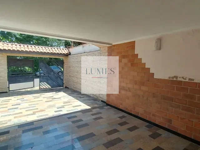 Casa com 240m² 2 quartos e 2 banheiros, à venda, no bairro Parque Novo Mundo em Americana