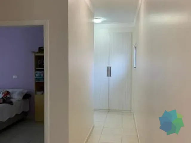 Casa com 1000m² 3 quartos e 5 banheiros, à venda, no bairro Condomínio Terras de Mont Serrat em Salto
