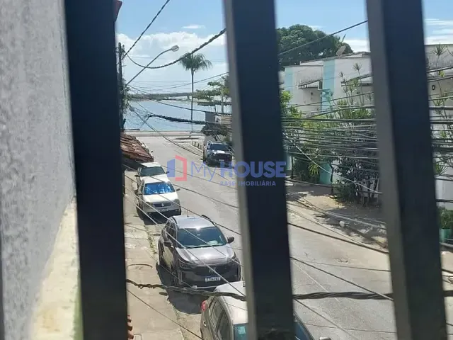 Casa 6 quartos e 2 banheiros, à venda, no bairro Pontal em Ilhéus