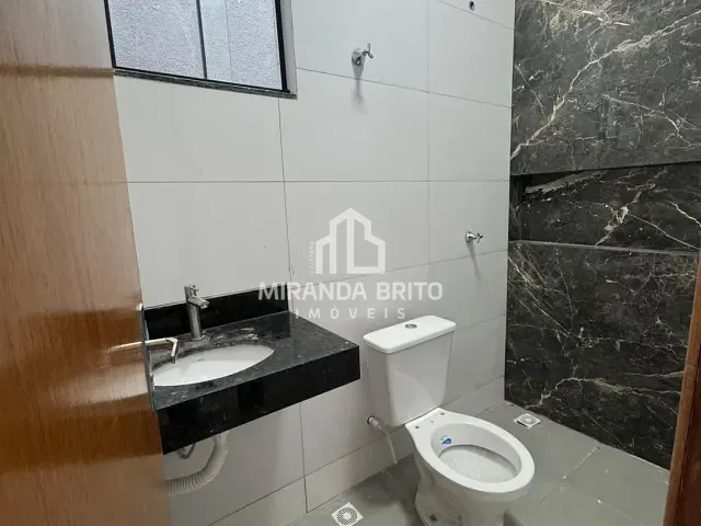 Casa 2 quartos e 2 banheiros, à venda, no bairro Residencial Itaipu em Goiânia