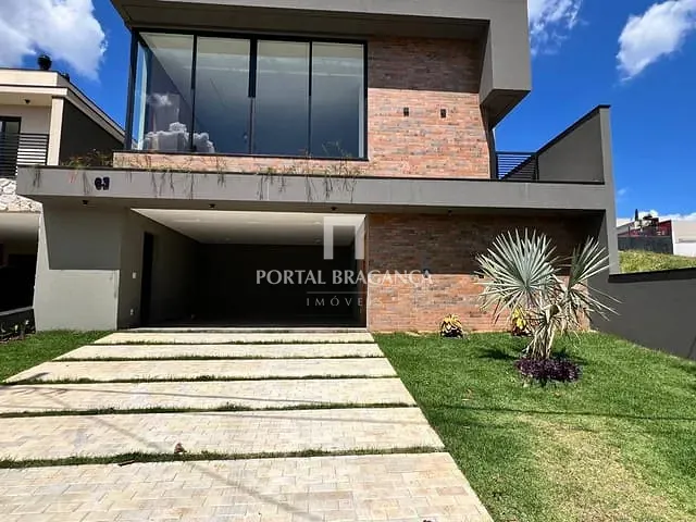 Casa com 450m² 3 quartos e 4 banheiros, à venda, no bairro Condomínio Vale das Águas em Bragança Paulista
