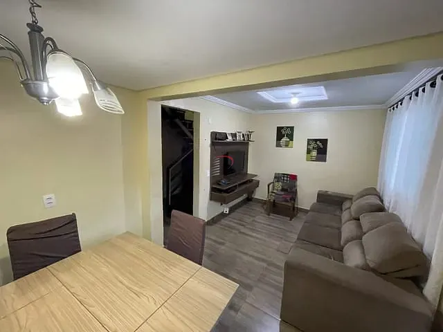 Casa 3 quartos e 1 banheiro, à venda, no bairro Jardim Morumbi em Londrina