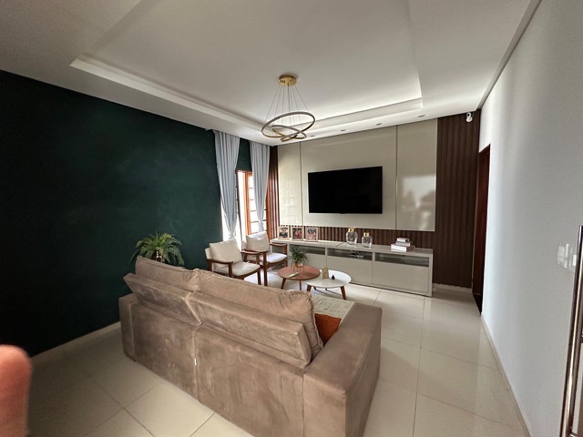 Casa com 160m² 3 quartos e 2 banheiros, à venda, no bairro Canafístula em Arapiraca