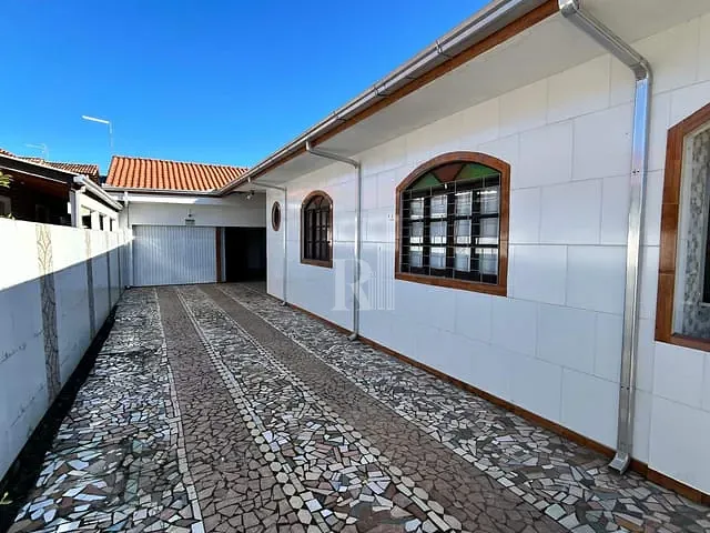 Casa com 455m² 3 quartos e 4 banheiros, à venda, no bairro Praça em Tijucas