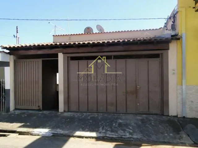 Casa com 450m² 3 quartos e 1 banheiro, à venda, no bairro Jardim Lepiane em Guaxupé