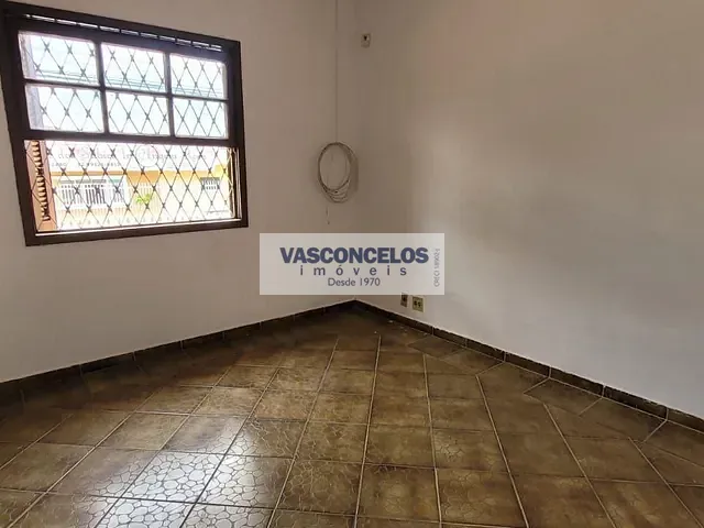 Casa com 190m² 2 quartos e 1 banheiro, à venda ou para alugar, no bairro Centro em São José dos Campos