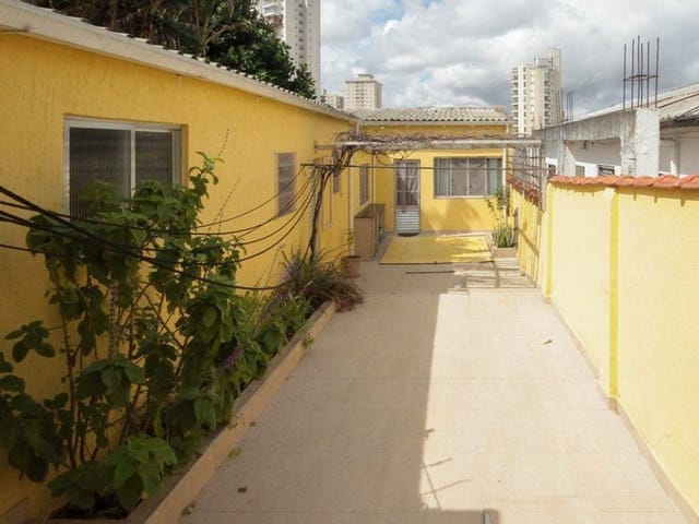 Casa com 228m² 4 quartos e 2 banheiros, à venda, no bairro Cambuci em São Paulo