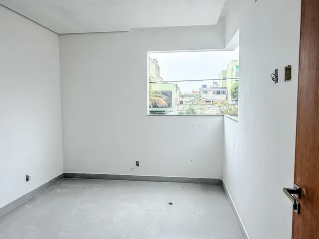 Casa com 180m² 4 quartos e 4 banheiros, à venda, no bairro Novo Horizonte em Macaé