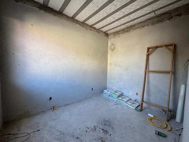 Casa com 180m² 4 quartos e 4 banheiros, à venda, no bairro Novo Horizonte em Macaé