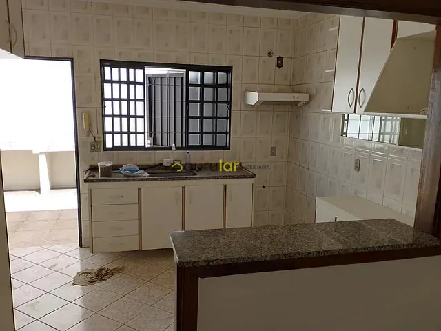 Casa 3 quartos e 2 banheiros, à venda, no bairro Vila Industrial em Bauru