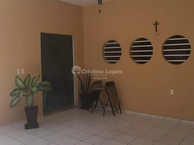 Casa com 160m² 3 quartos e 2 banheiros, à venda, no bairro Vale Quem Tem em Teresina