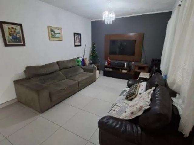 Casa 2 quartos e 1 banheiro, à venda, no bairro Vila Mogilar em Mogi das Cruzes