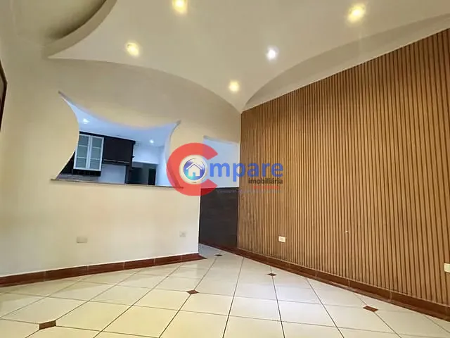 Sobrado com 125m² 3 quartos e 2 banheiros, para alugar, no bairro VILA RIO DE JANEIRO em Guarulhos