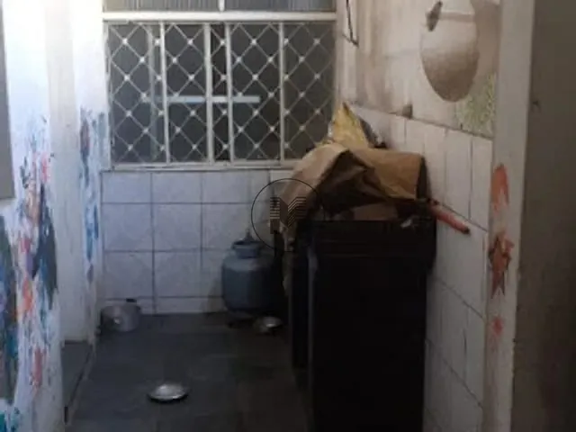 Casa com 250m² 3 quartos e 2 banheiros, à venda, no bairro Parque São Francisco em Guaratinguetá