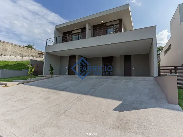Casa com 600m² 3 quartos e 4 banheiros, à venda, no bairro Bosque em Vinhedo