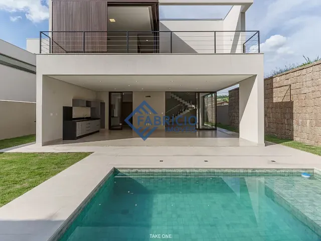 Casa com 600m² 3 quartos e 4 banheiros, à venda, no bairro Bosque em Vinhedo