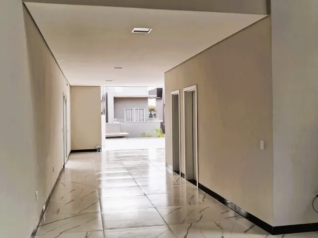 Casa com 324m² 4 quartos e 4 banheiros, à venda, no bairro Recanto dos Pássaros em Cuiabá