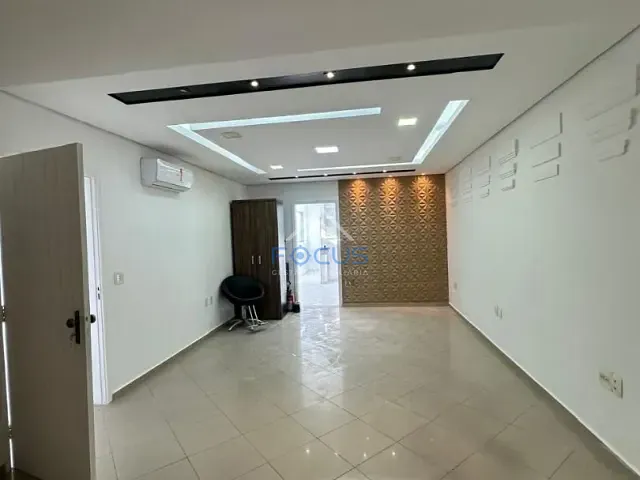 Casa com 287m² 5 quartos e 3 banheiros, à venda, no bairro Centro em Jundiaí