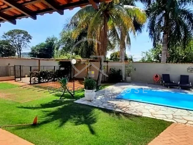 Casa com 840m² 4 quartos e 3 banheiros, à venda, no bairro Parque Residencial Lagoinha em Ribeirão Preto