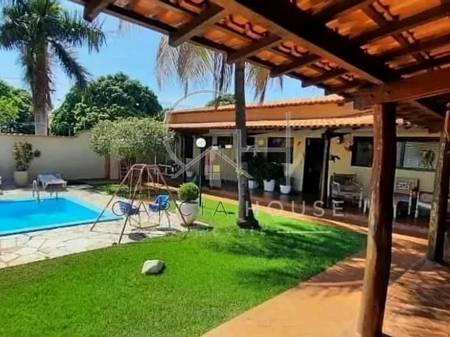 Casa com 840m² 4 quartos e 3 banheiros, à venda, no bairro Parque Residencial Lagoinha em Ribeirão Preto