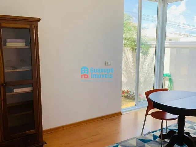 Casa com 384m², à venda, no bairro Residencial Alto da Colina em GUAXUPÉ