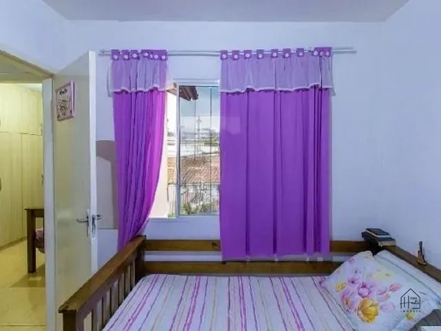 Casa com 70m² 2 quartos e 1 banheiro, à venda, no bairro Jardim Petrópolis em Cotia