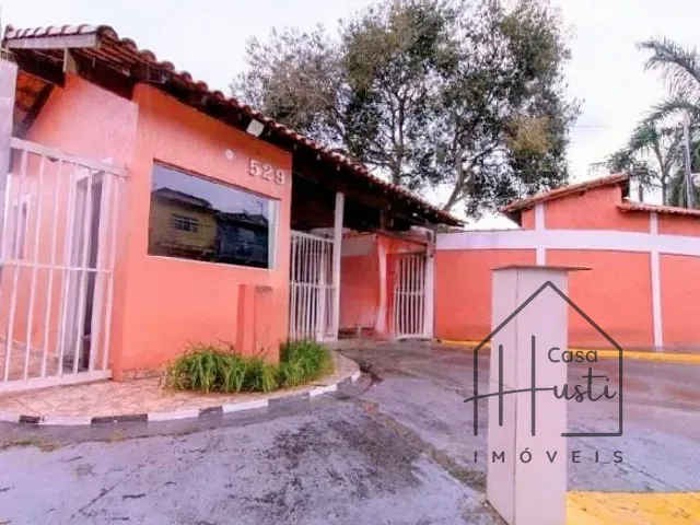 Casa com 70m² 2 quartos e 1 banheiro, à venda, no bairro Jardim Petrópolis em Cotia