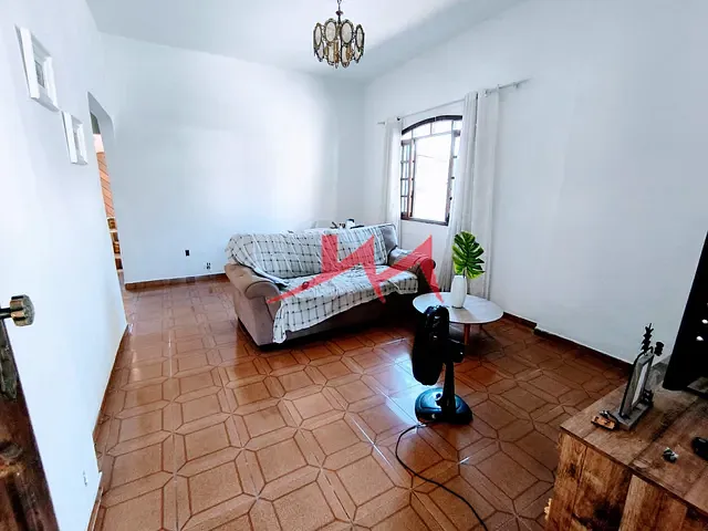 Casa com 300m² 2 quartos e 1 banheiro, à venda, no bairro Coelho em São Gonçalo