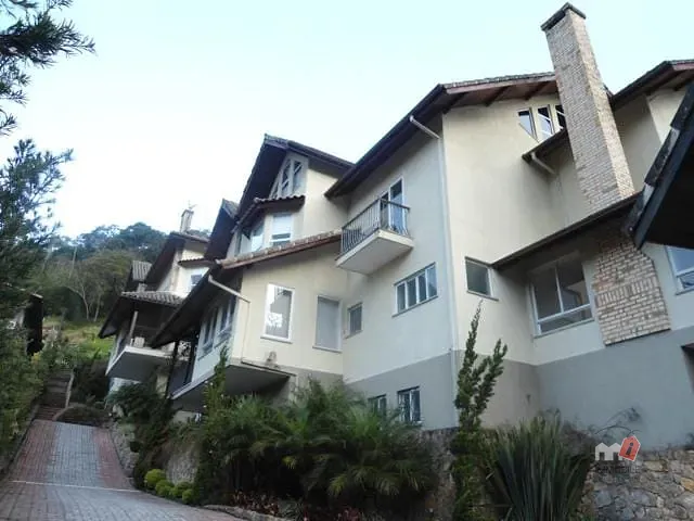 Casa 5 quartos e 1 banheiro, à venda, no bairro INDEPENDENCIA em Petrópolis
