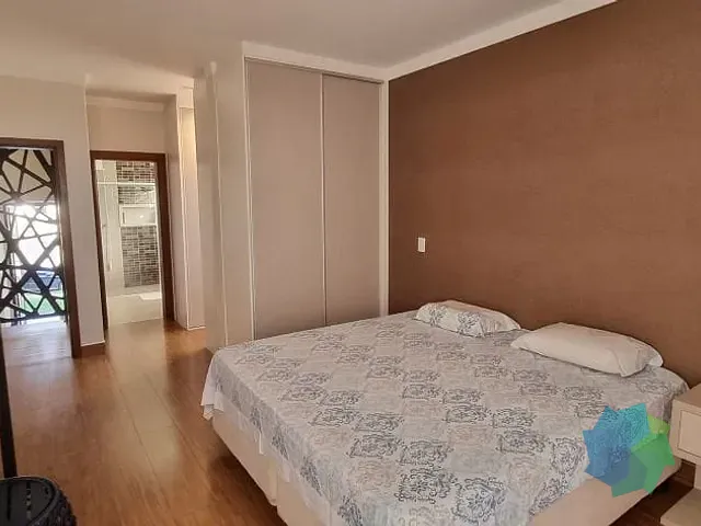 Casa com 384m² 3 quartos e 5 banheiros, à venda, no bairro Condomínio Lagos D'Icaraí em Salto