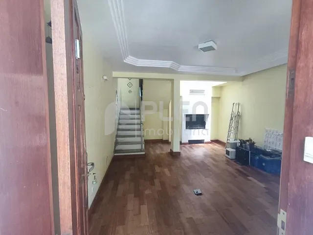 Casa 3 quartos e 3 banheiros, à venda, no bairro Vila Irmãos Arnoni em São Paulo