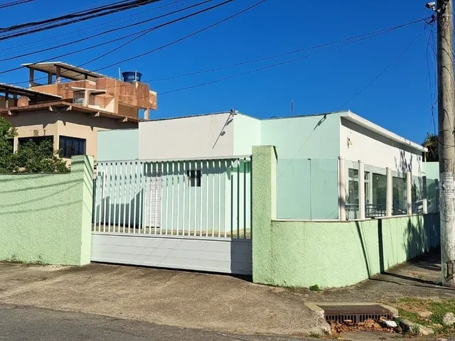 Casa à venda, no bairro Novo Rio das Ostras em Rio das Ostras