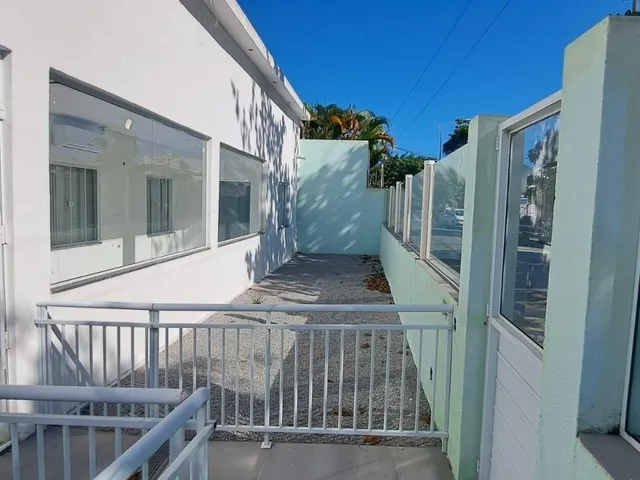 Casa à venda, no bairro Novo Rio das Ostras em Rio das Ostras
