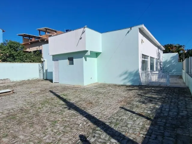 Casa à venda, no bairro Novo Rio das Ostras em Rio das Ostras