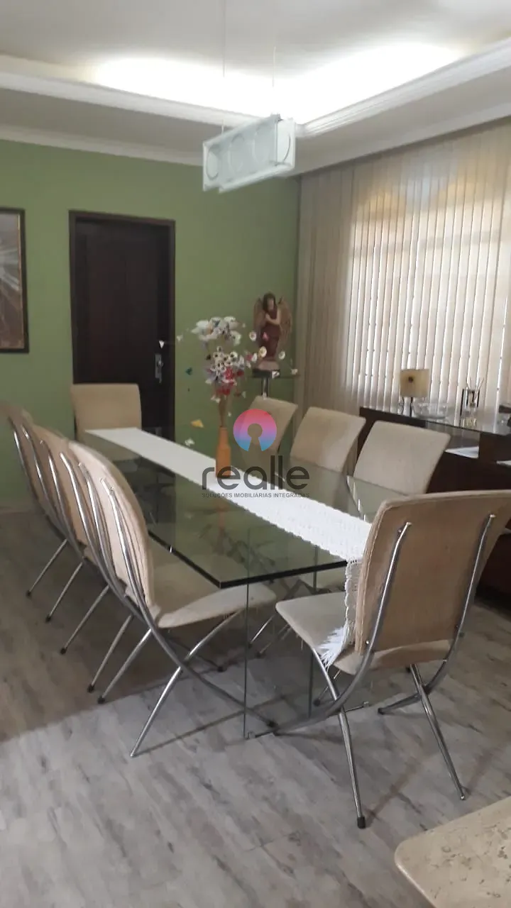 Casa, 4 quartos, 355 m² - Foto 1