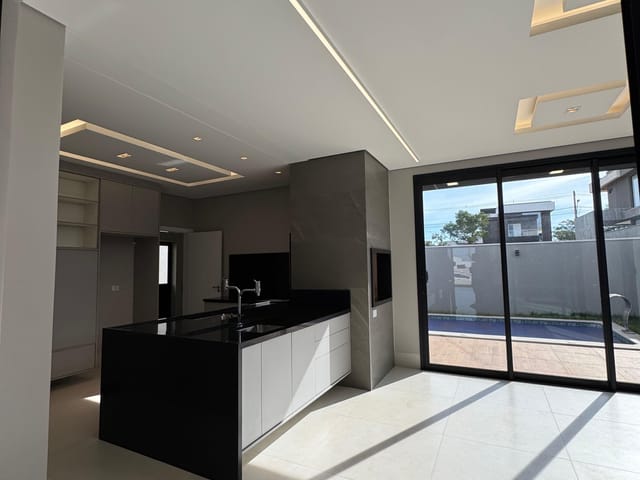 Casa com 180m² 3 quartos e 5 banheiros, à venda, no bairro Jardim Montevidéu em Campo Grande