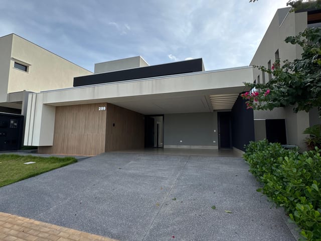 Casa com 180m² 3 quartos e 5 banheiros, à venda, no bairro Jardim Montevidéu em Campo Grande