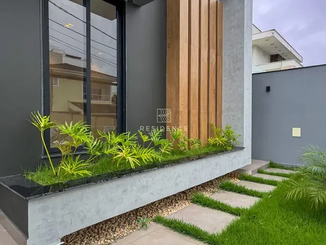 Casa 3 quartos e 2 banheiros, à venda, no bairro Morada da Colina em Volta Redonda