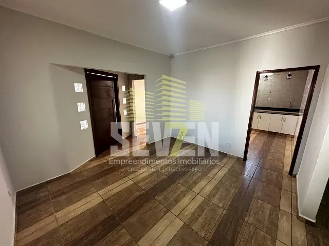 Casa com 264m² 3 quartos e 2 banheiros, à venda, no bairro Vila Souto em Bauru